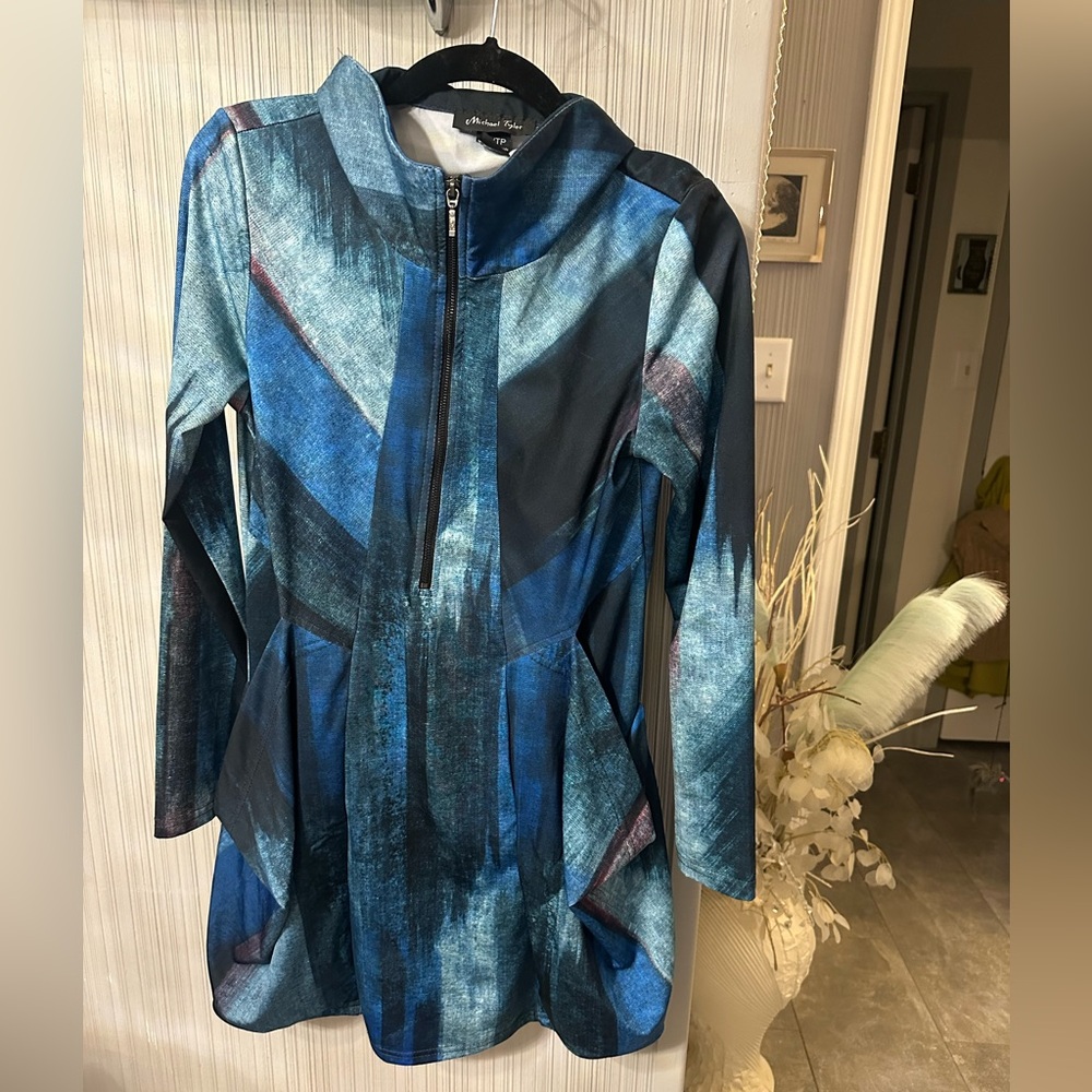 Michael Tyler Blue and Black Geometric Long Sleeve Mini Dress/Tunic Top